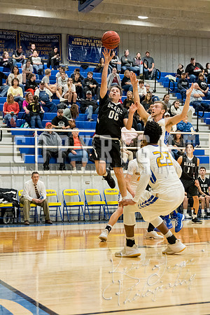 chouteau_vs_wyandotte_basketball-9383