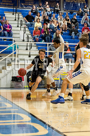 chouteau_vs_wyandotte_basketball-9386