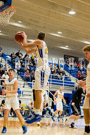 chouteau_vs_wyandotte_basketball-9390