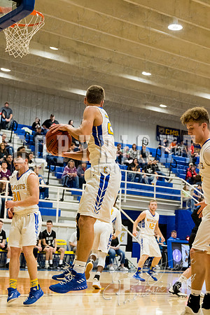 chouteau_vs_wyandotte_basketball-9391