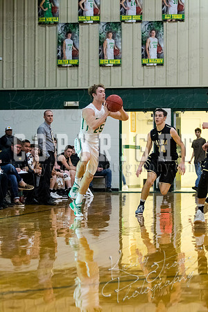 adair_vs_salina_basketball-9458