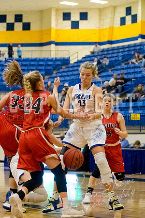 pryor_vs_grove_basketball-9657