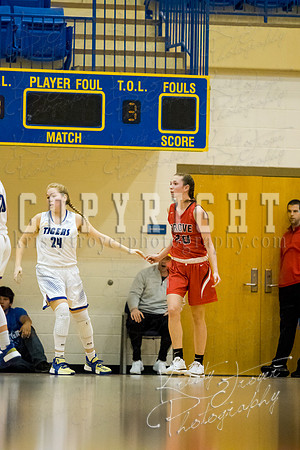 pryor_vs_grove_basketball-9715