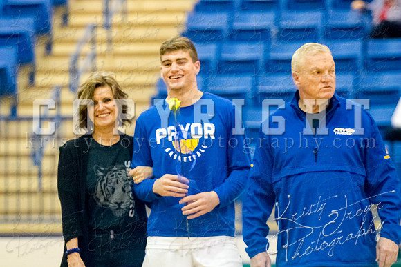 pryor_vs_grove_basketball-9762