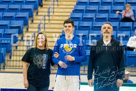 pryor_vs_grove_basketball-9773