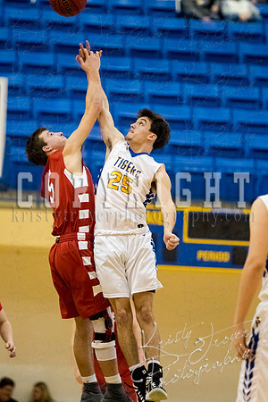 pryor_vs_grove_basketball-9808