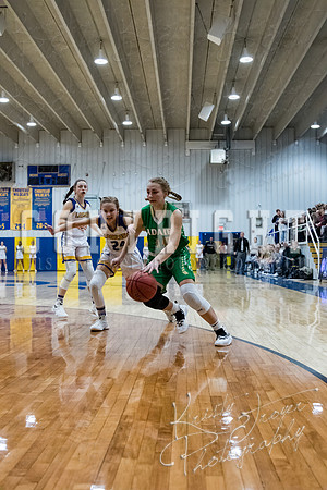 chouteau_vs_adair_basketball_8520