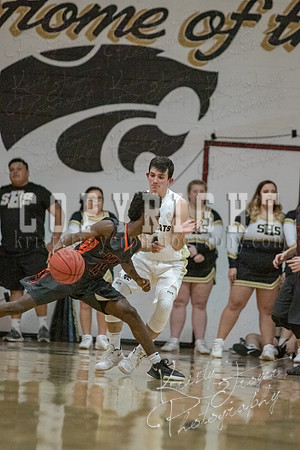 salina_vs_okay_basketball_9152