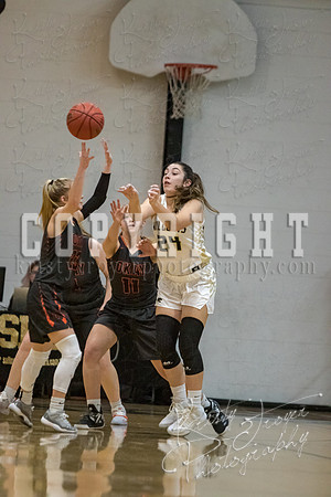 salina_vs_okay_basketball_9200