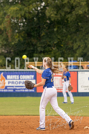 PRYOR_VS_EDISON_SOFTBALL-3474