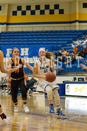 pryor_vs_tahlequah_basketball-3214
