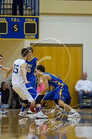 Pryor vs Vinita Basketball at PIT