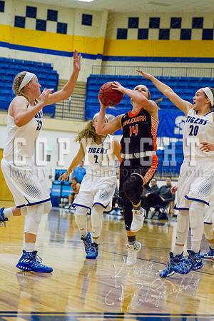 pryor_vs_tahlequah_basketball-0294
