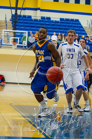 Pryor vs Vinita Basketball at PIT