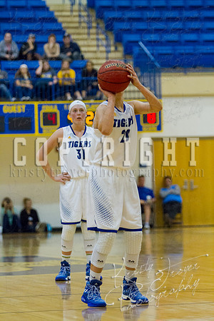 pryor_vs_tahlequah_basketball-0345
