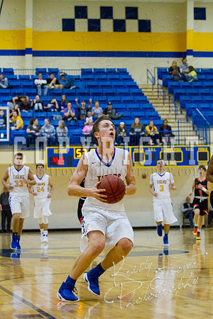 pryor_vs_tahlequah_basketball-0411