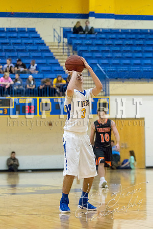 pryor_vs_tahlequah_basketball-3359